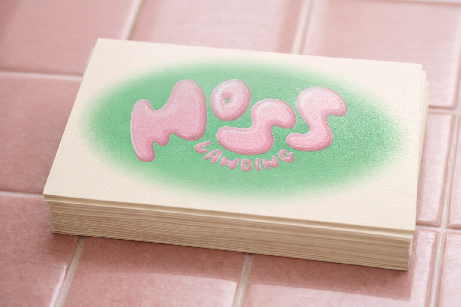 Logo design for the brand Redo on green gradient background